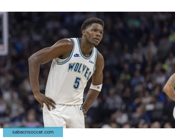 森林狼爱德华兹膝伤诊断更新复出时间保持不变缺席对阵开拓者比赛